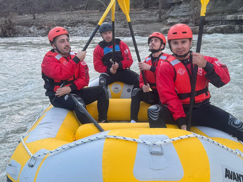 Albania River Experience-培拉特必去景点