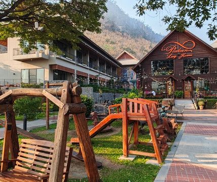 普拉坎度假村主图