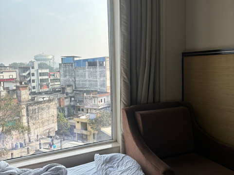 占西柠檬树酒店主图