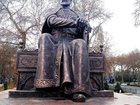 Statue of Amir Temur-撒马尔罕必去景点