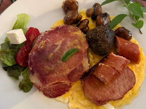 迈克尔安吉洛旅馆主图