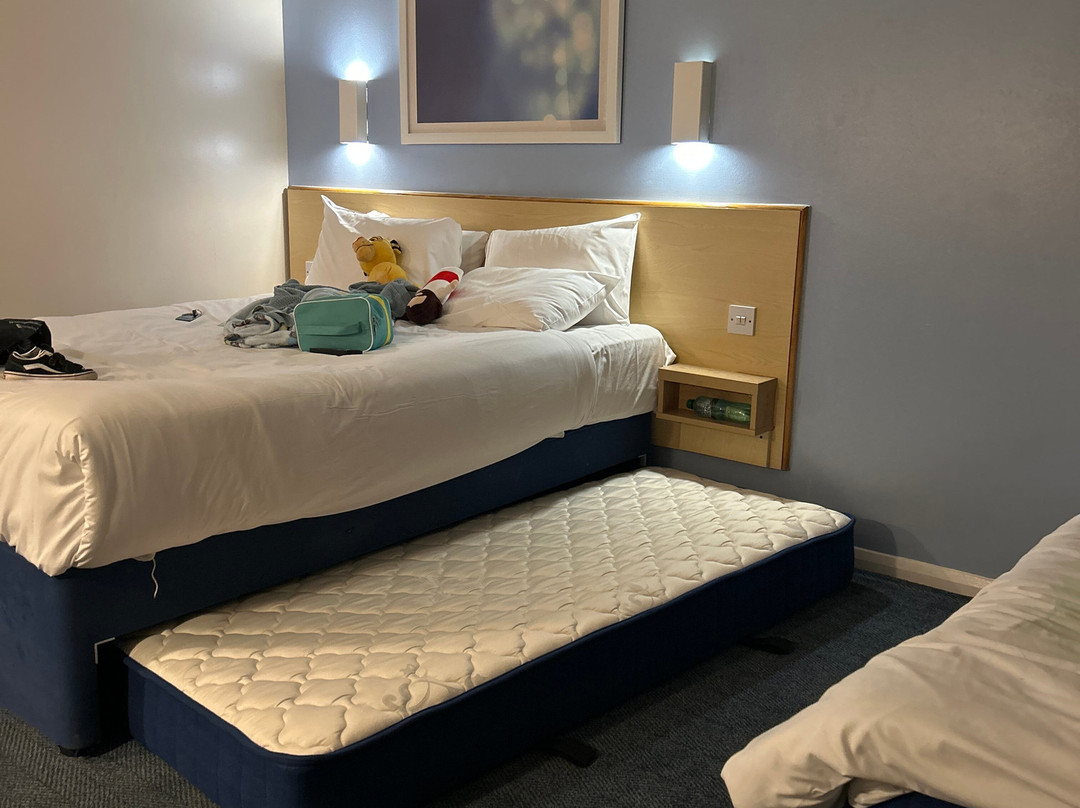 旅屋酒店-新堡锡顿本主图