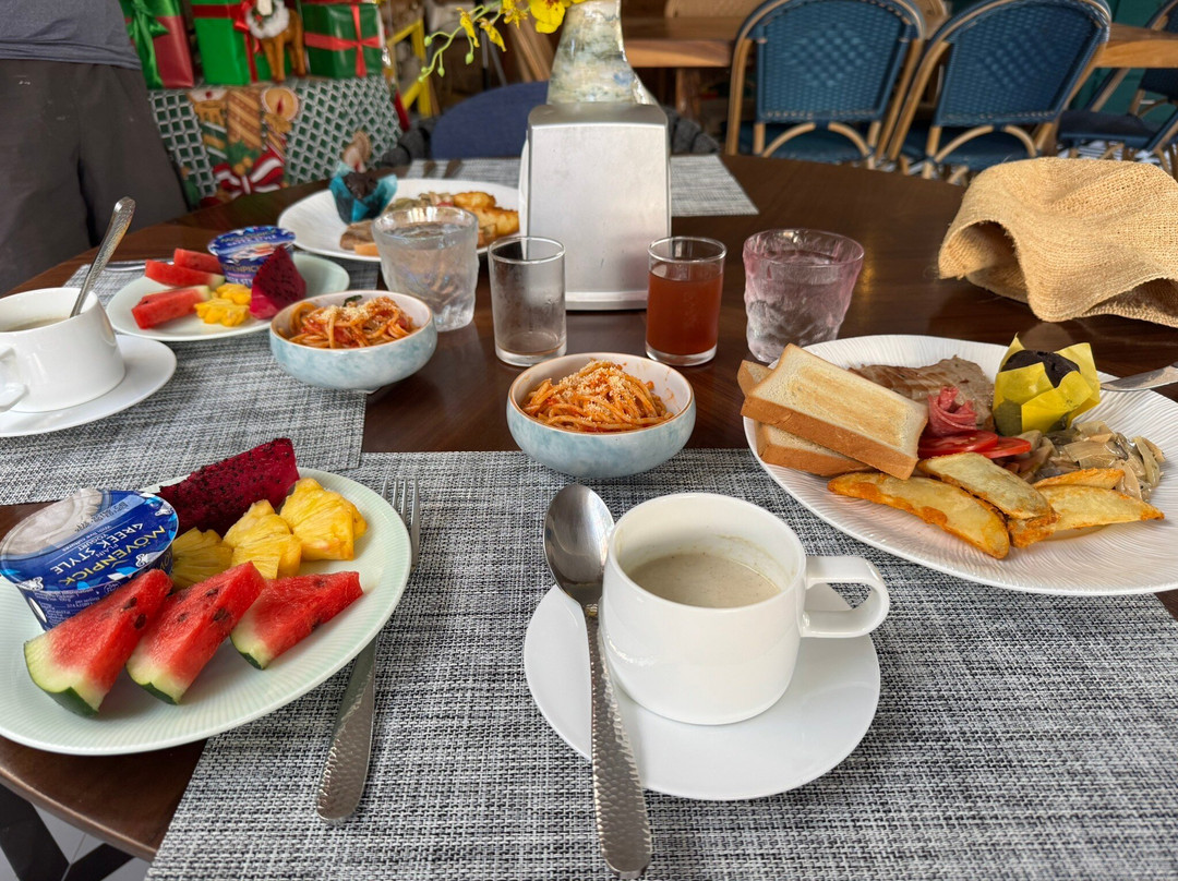 棕榈树休憩酒店主图