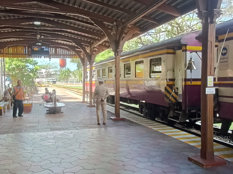 Kantang Railway Station-甘东县必去景点