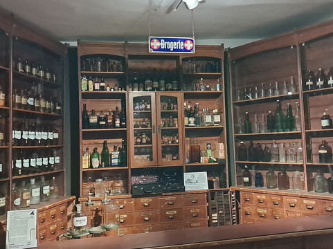 Lohrer Schloss-Lohr am Main必去景点