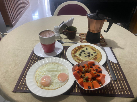 席里欧酒店主图