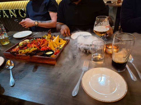 Lavang Shirley主图