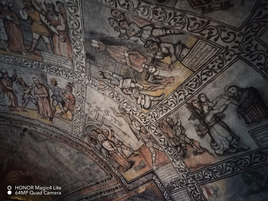 Ermita de San Bernabe-Cueva必去景点