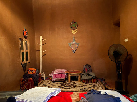 Camp Sahara at Dar Al Fannana 'The Artists house'-迈哈米德必去景点