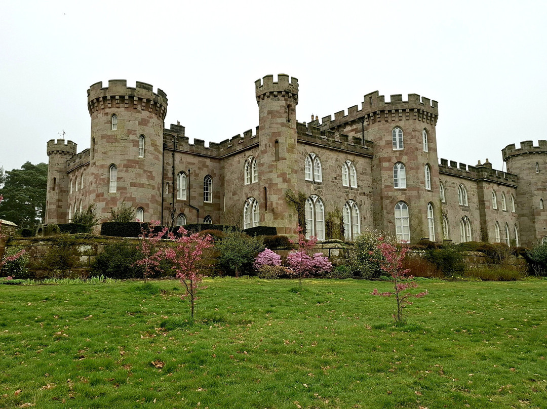 Cholmondeley Castle Gardens-Cholmondeley必去景点