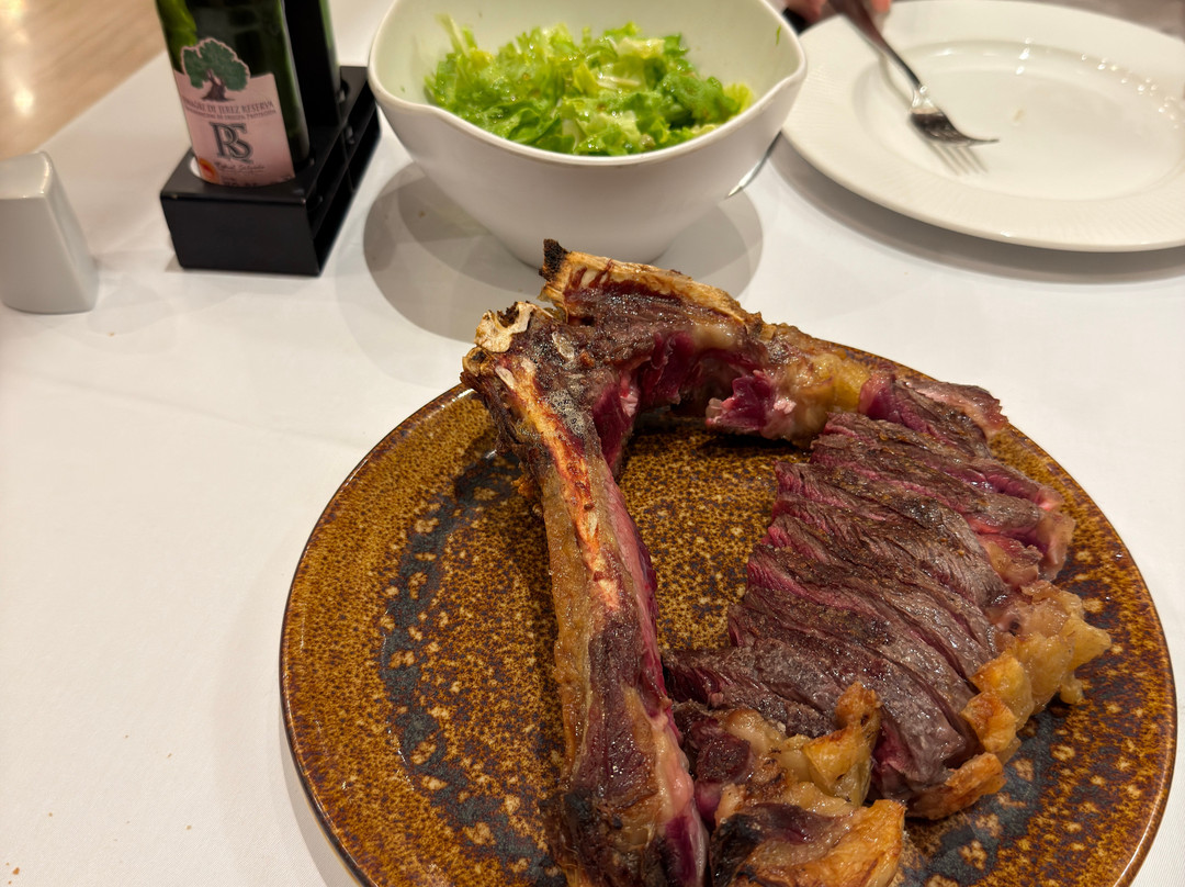 布尔戈斯阿尔福斯酒店主图