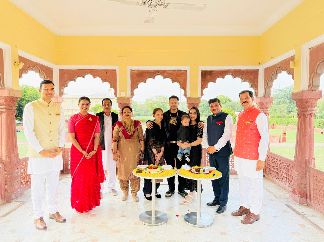 贾玛哈尔皇宫酒店主图