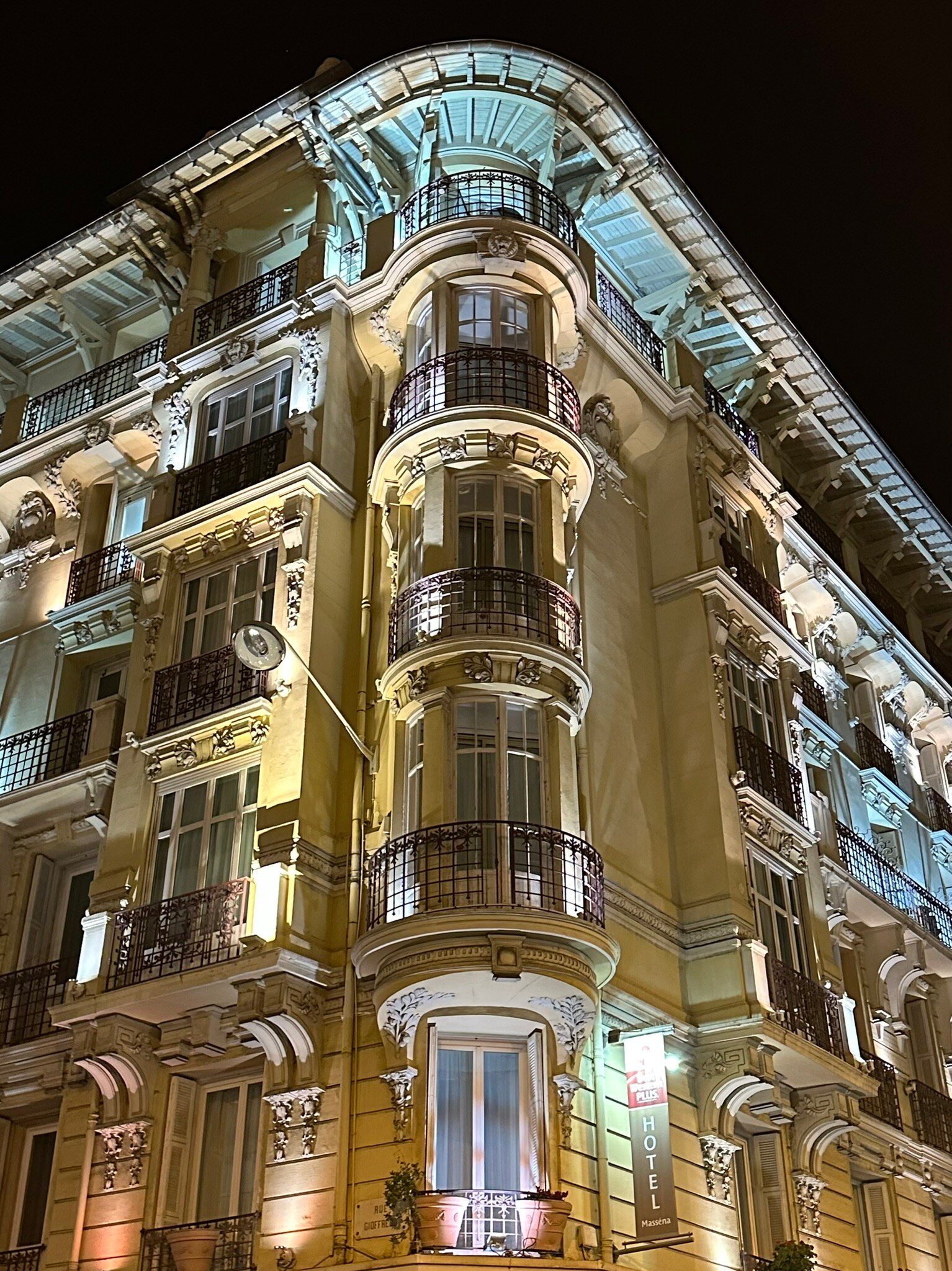 尼斯马塞纳贝斯特韦斯特优质酒店-旅行者