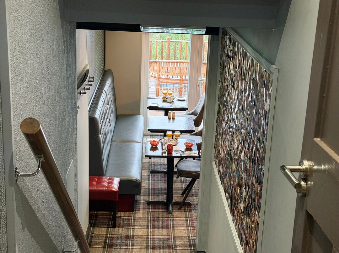 佛雅尔斯酒店主图