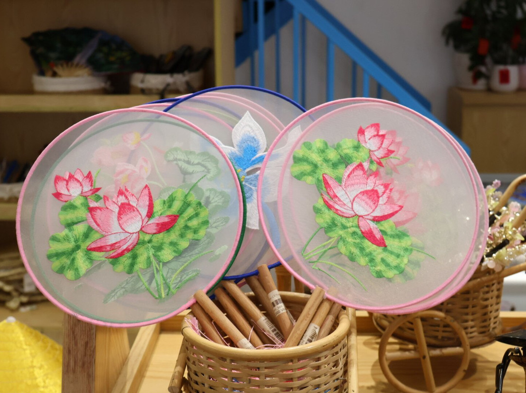 Vigift - Gift & Specialty Shop in Da Nang-Son Tra Peninsula必去景点