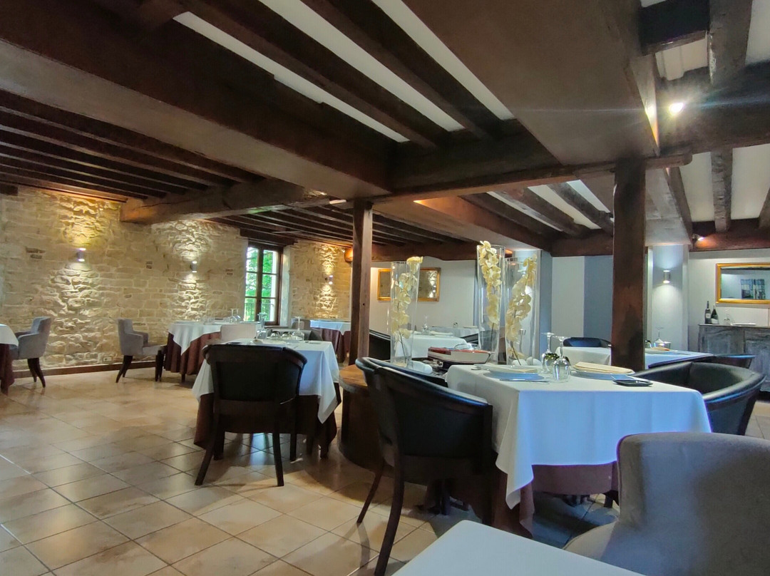 木林德布尔城堡酒店主图