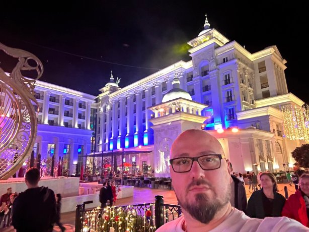 传奇王国之地-旅行者