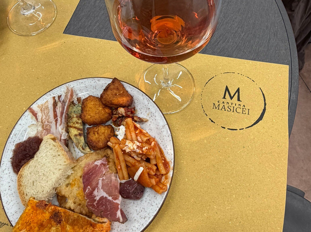 Cantina Masicei-Brattiro必去景点