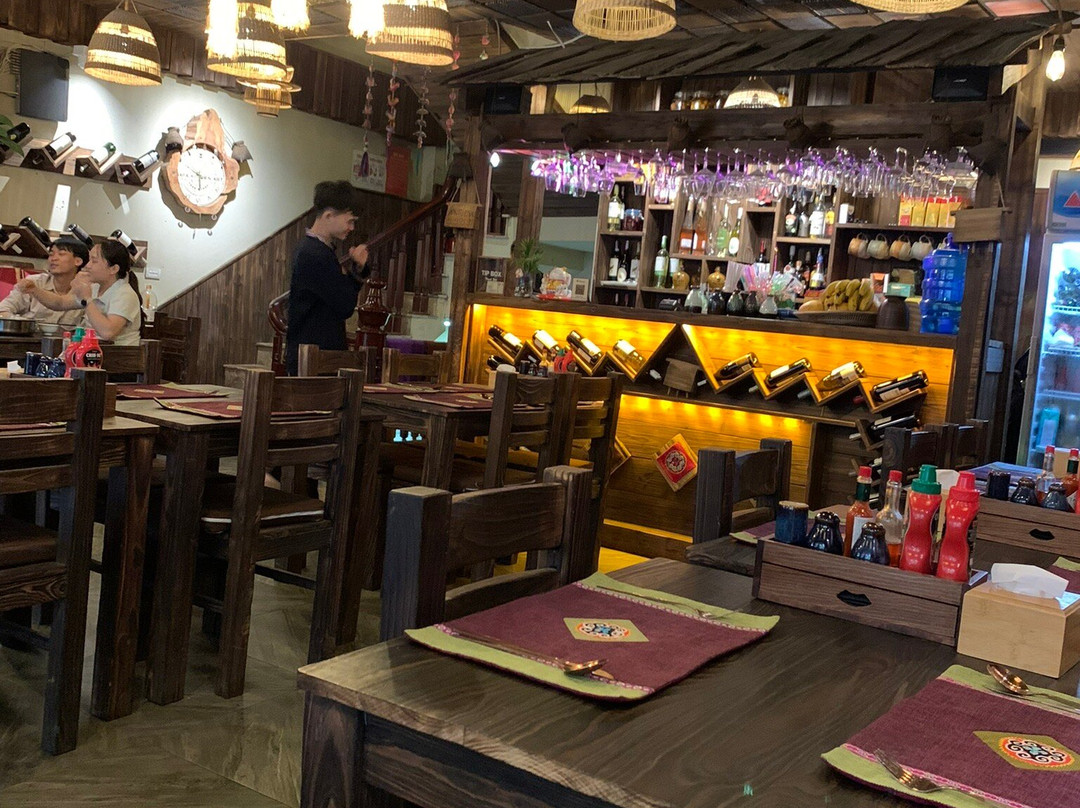 Sa Pa Kitchen Art Restaurant