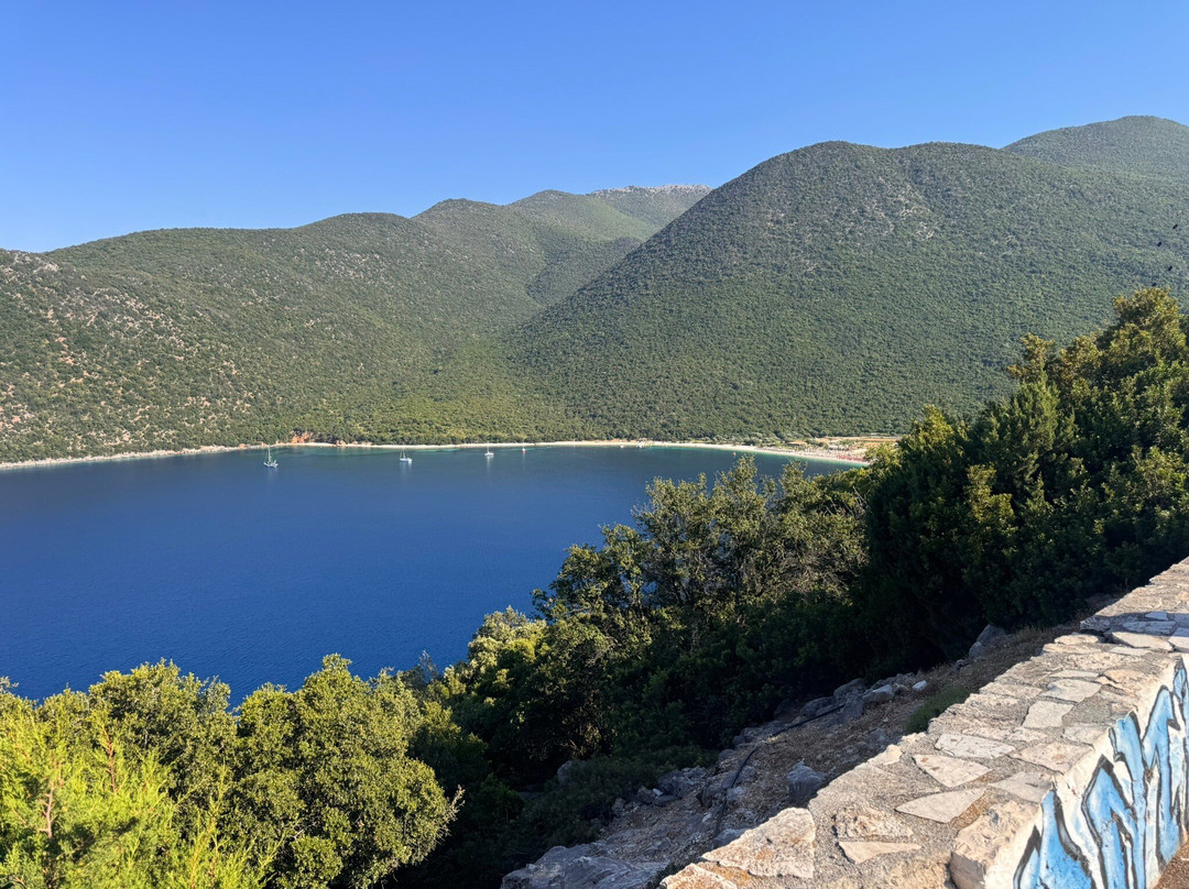 Lourdas (Lourdata) Beach-Lourdata必去景点