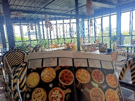 Scoozi Pizzeria Italiana