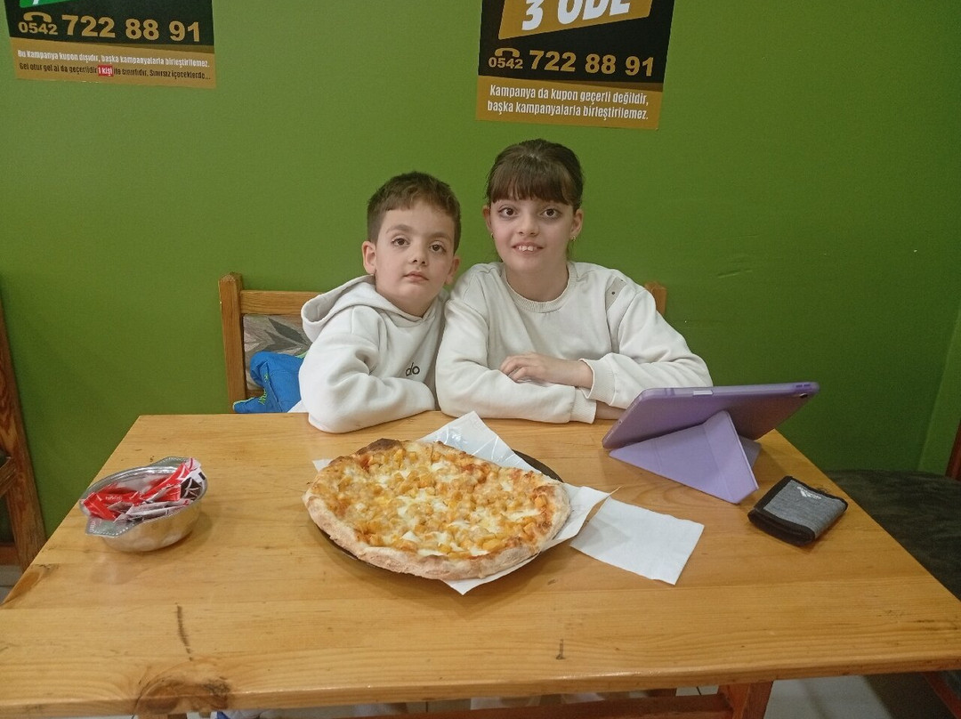 Gündüz börek pizza pide
