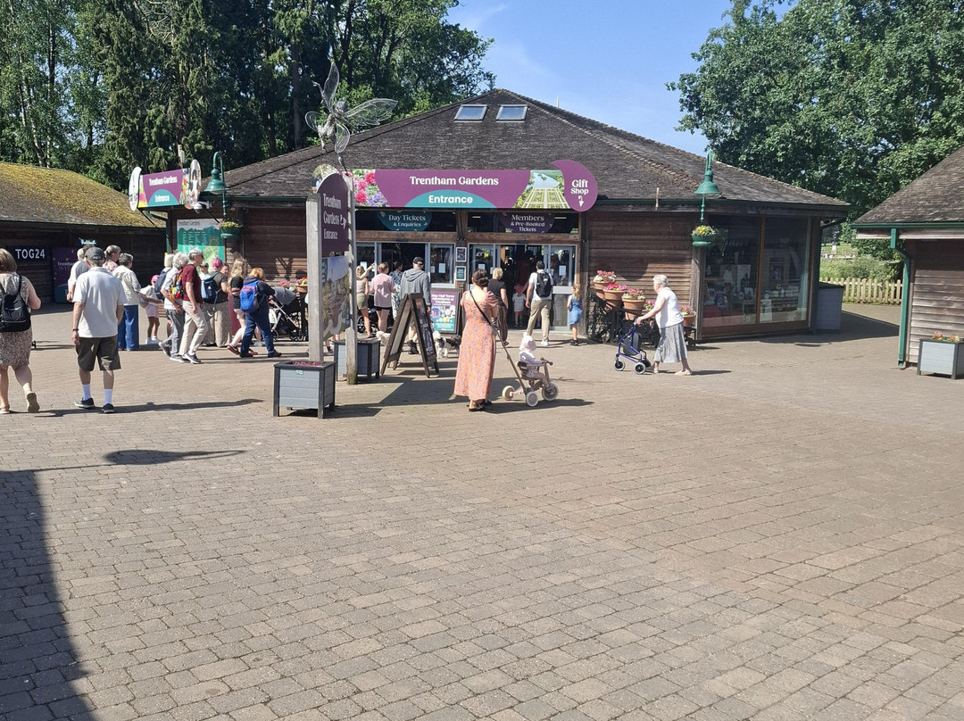 Trentham Shopping Village-特伦特河畔斯托克必去景点