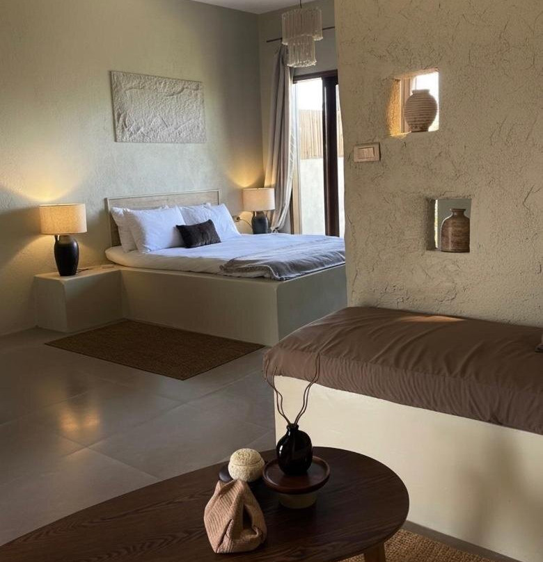 Palm Terrace Suites By Lumaya