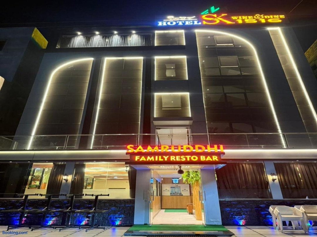Hotel SK Chakan Pune