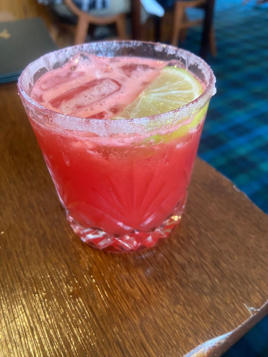 赛普琳布瑞酒店-旅行者