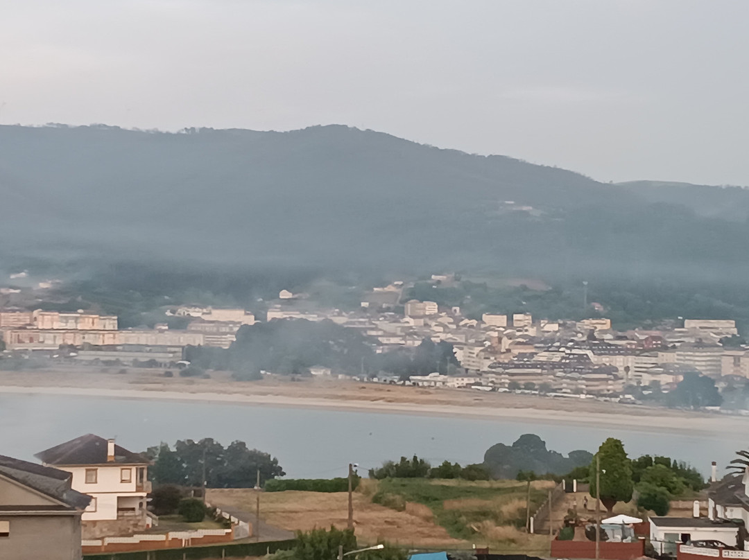 拉斯塞雷纳斯康塔布里科海水浴酒店主图