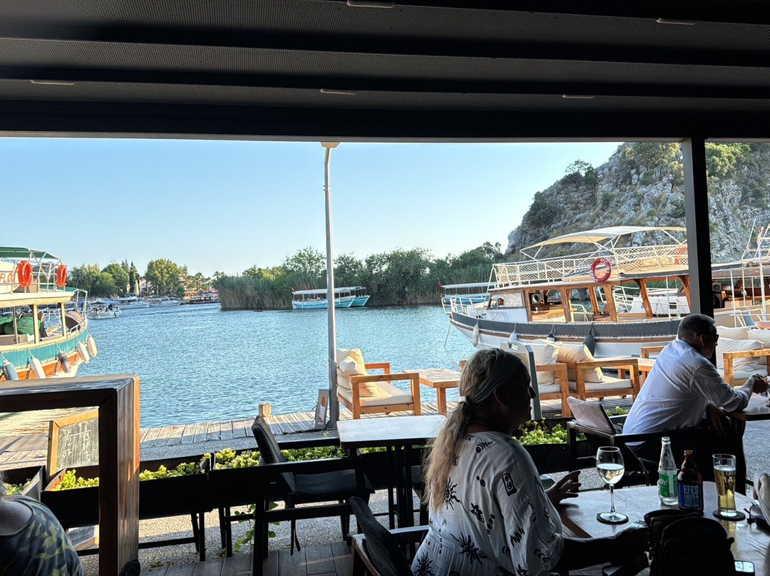 Tapa Bar