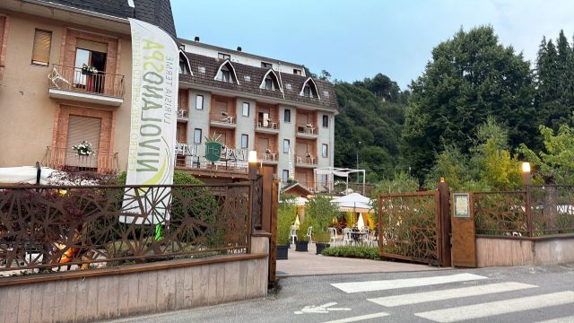 皇家餐厅酒店-旅行者