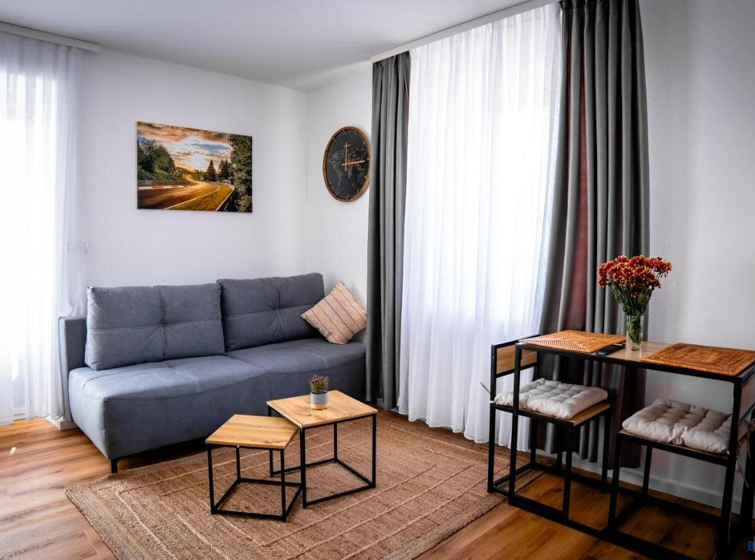 Renngluck Apartments