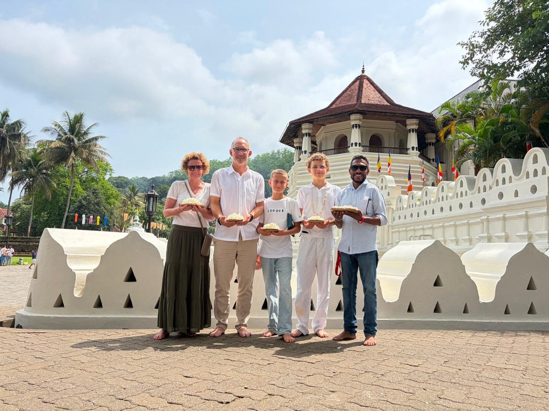 NK Lanka Holiday Tours-卡图纳耶克必去景点