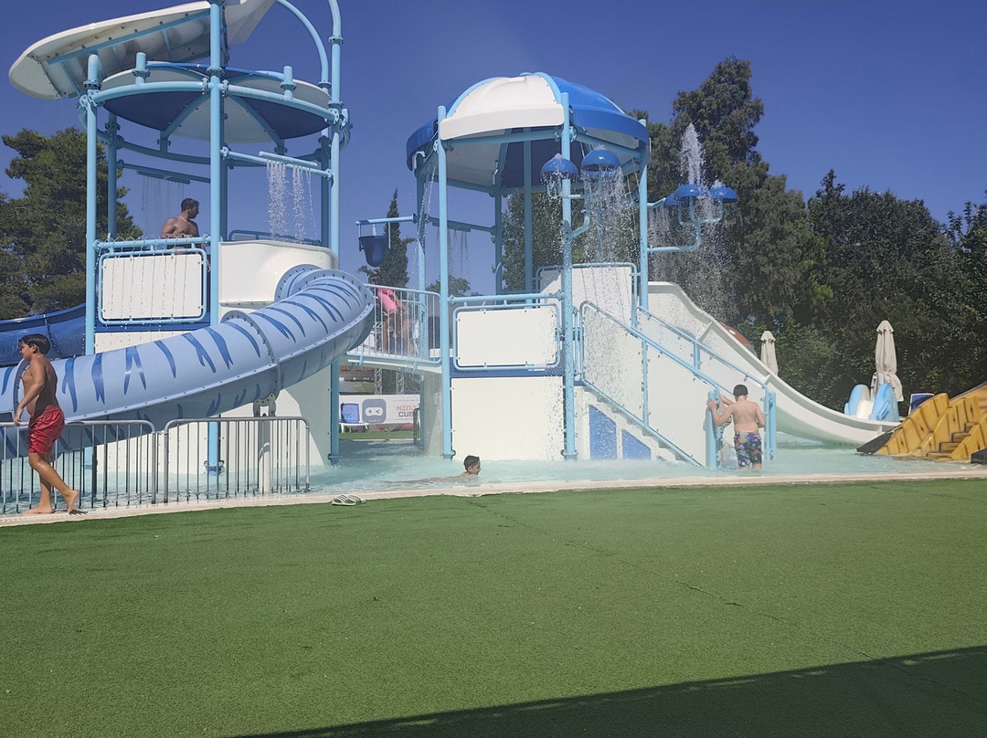 Brown Beach 埃维亚岛, Brown Hotels 成员主图