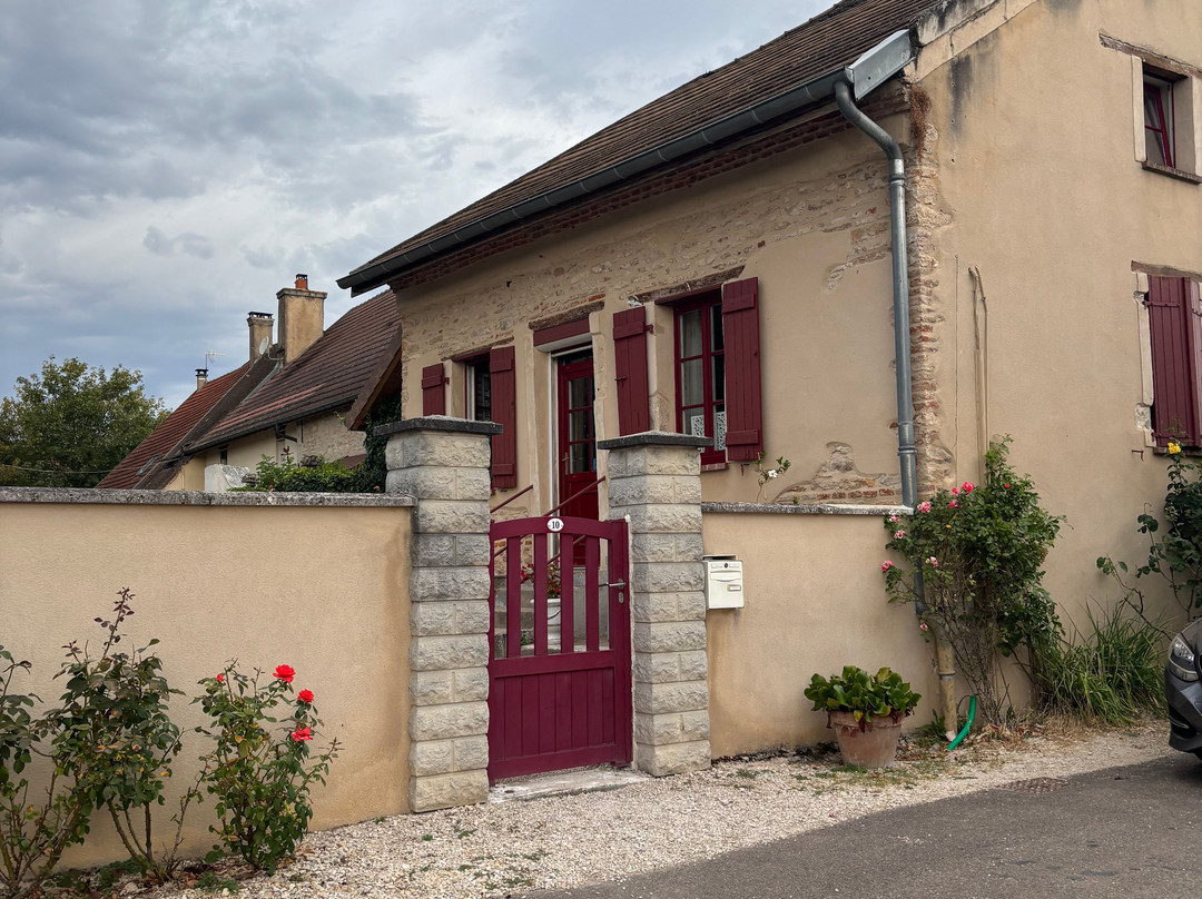 Jan's Place in Burgundy主图