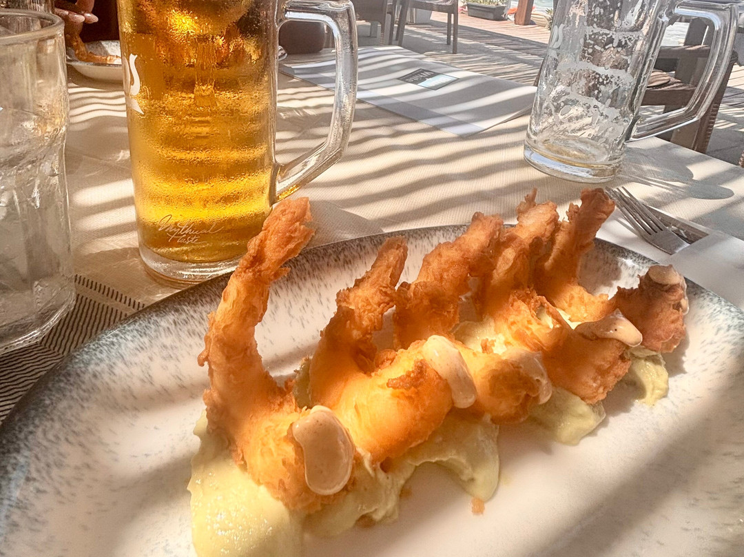 Blue & White Restaurant-Beachbar