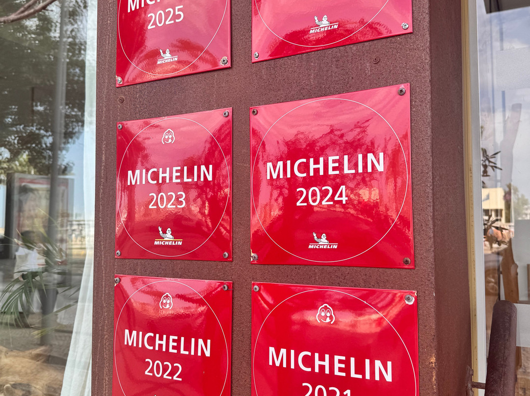拉各斯阿维尼达酒店主图