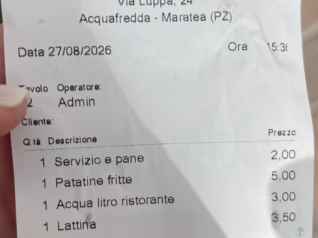 甘比亚诺酒店主图