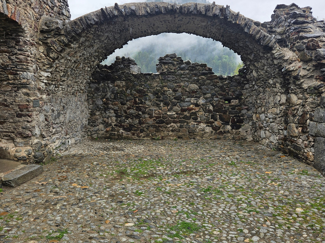 Castello di San Michele-Ossana必去景点