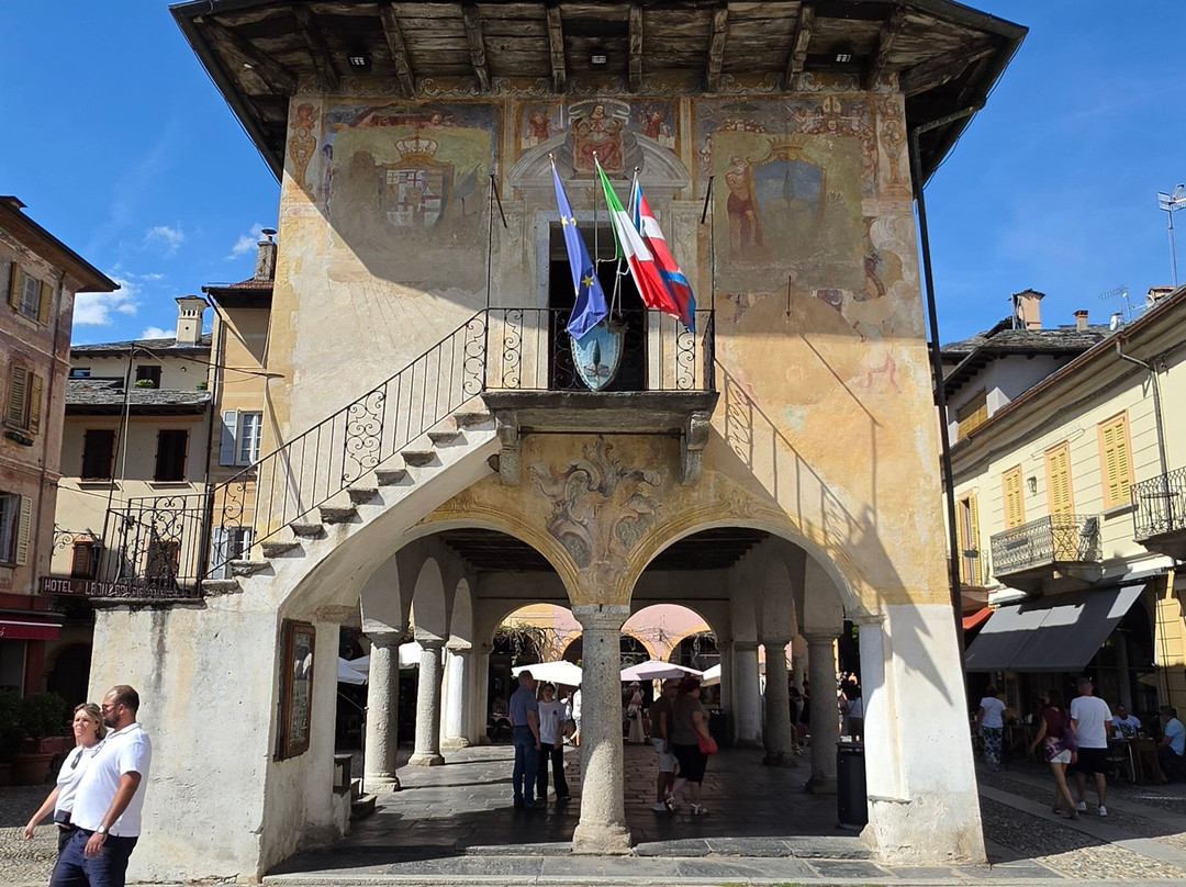 Palazzotto della Comunita-奥尔塔圣朱利奥必去景点