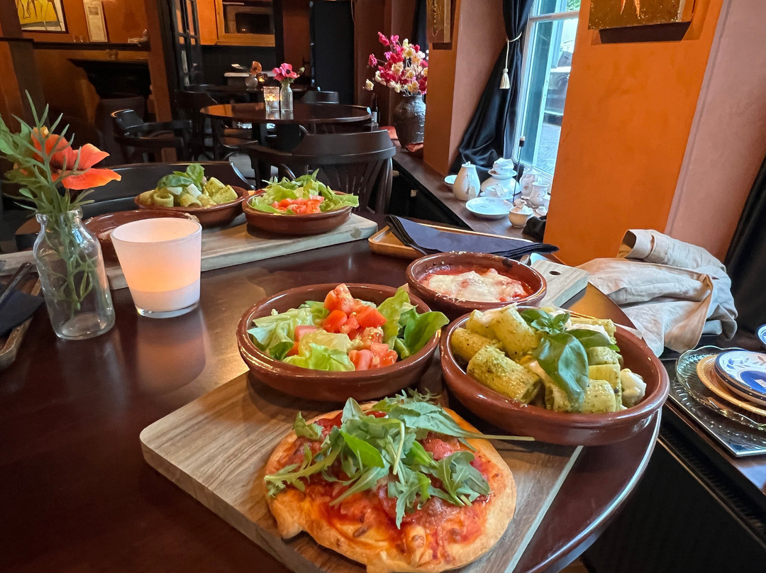 Bar Amici