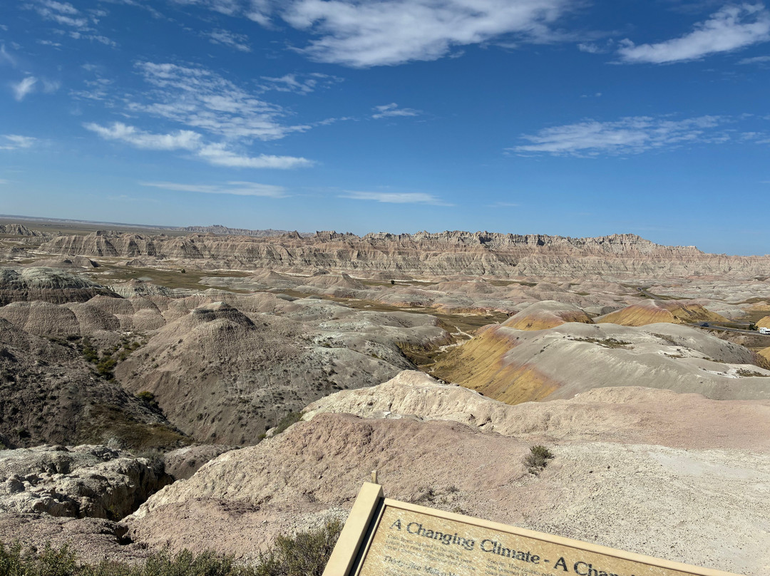 Badlands National Park-拉皮德城必去景点