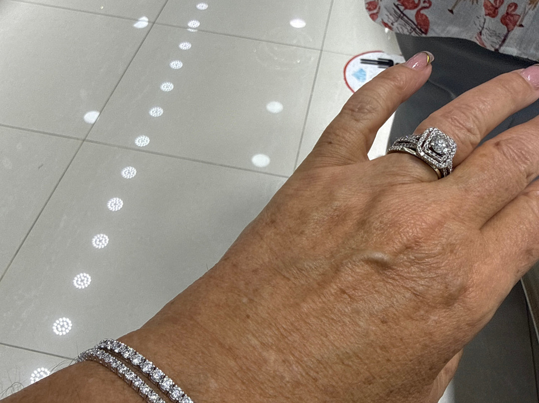 Royal Jewels & Diamonds-Noord必去景点