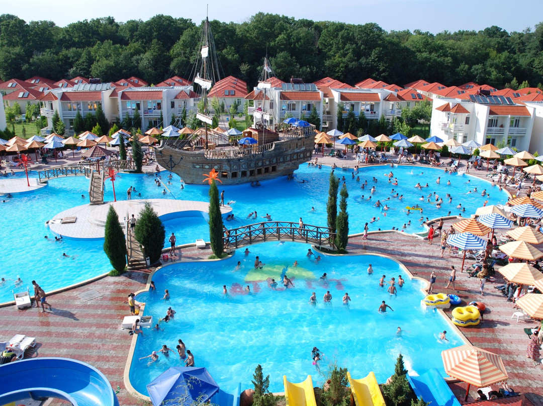 Atlant Holiday Village