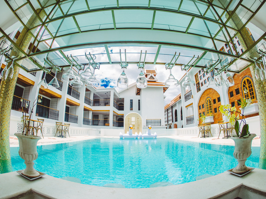 Lanna Oriental Hotel