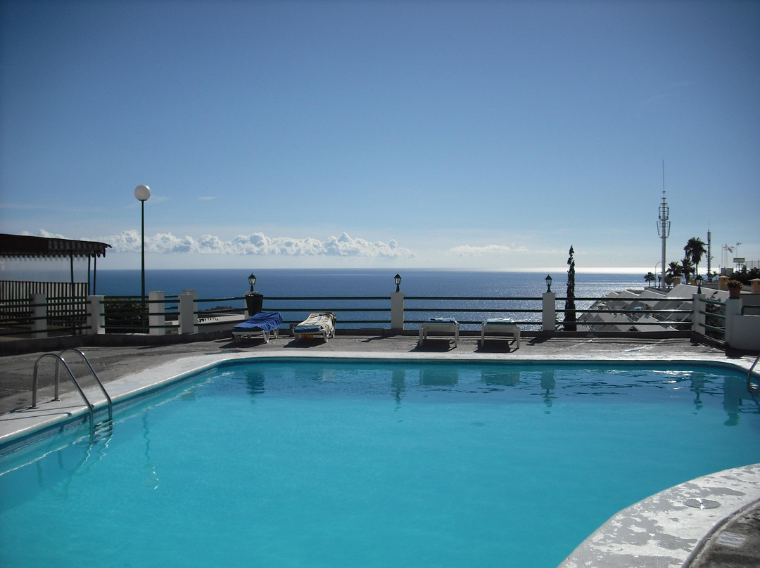 Uga酒店住宿-Corona Rosa