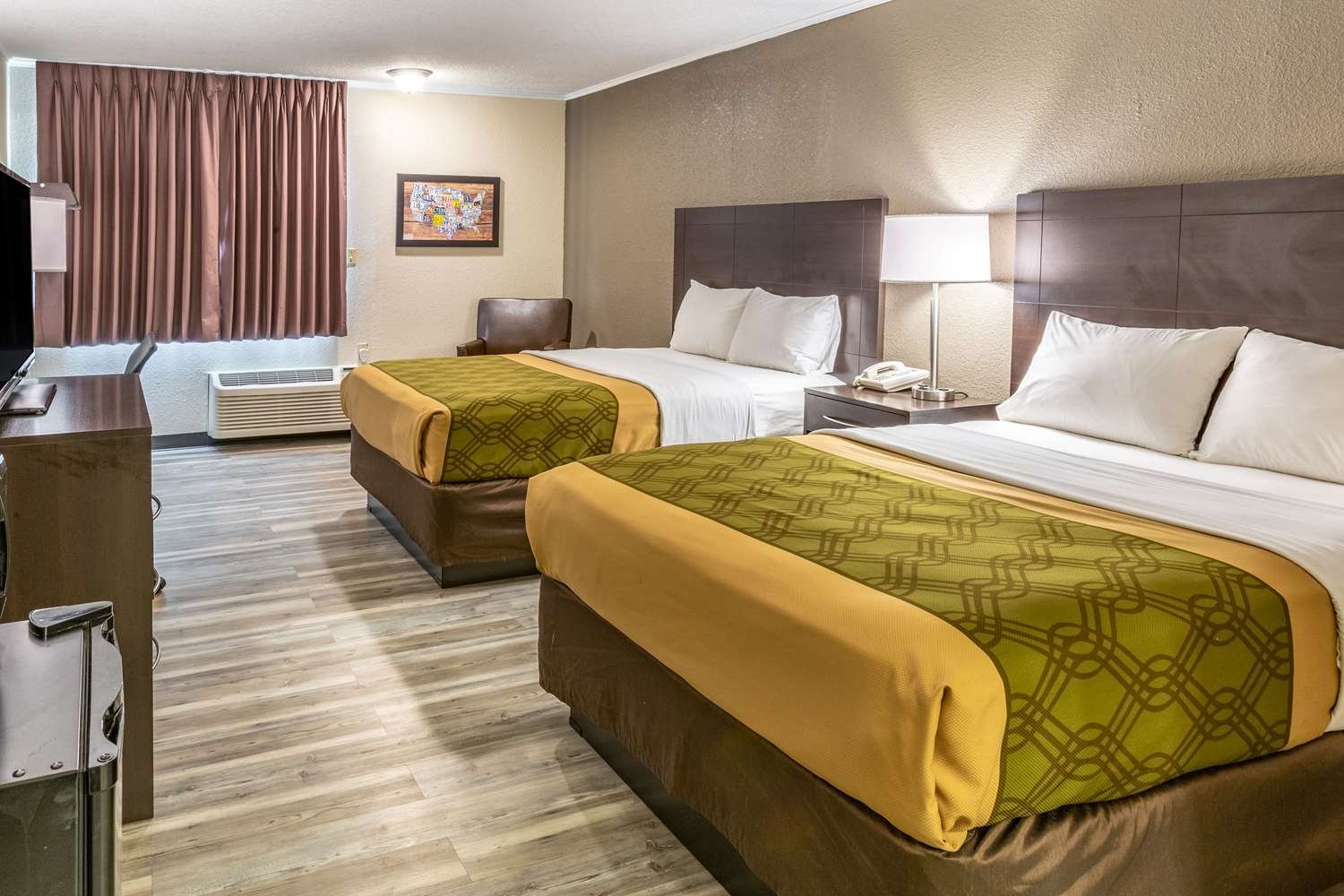 Econo Lodge Inn & Suites-官方