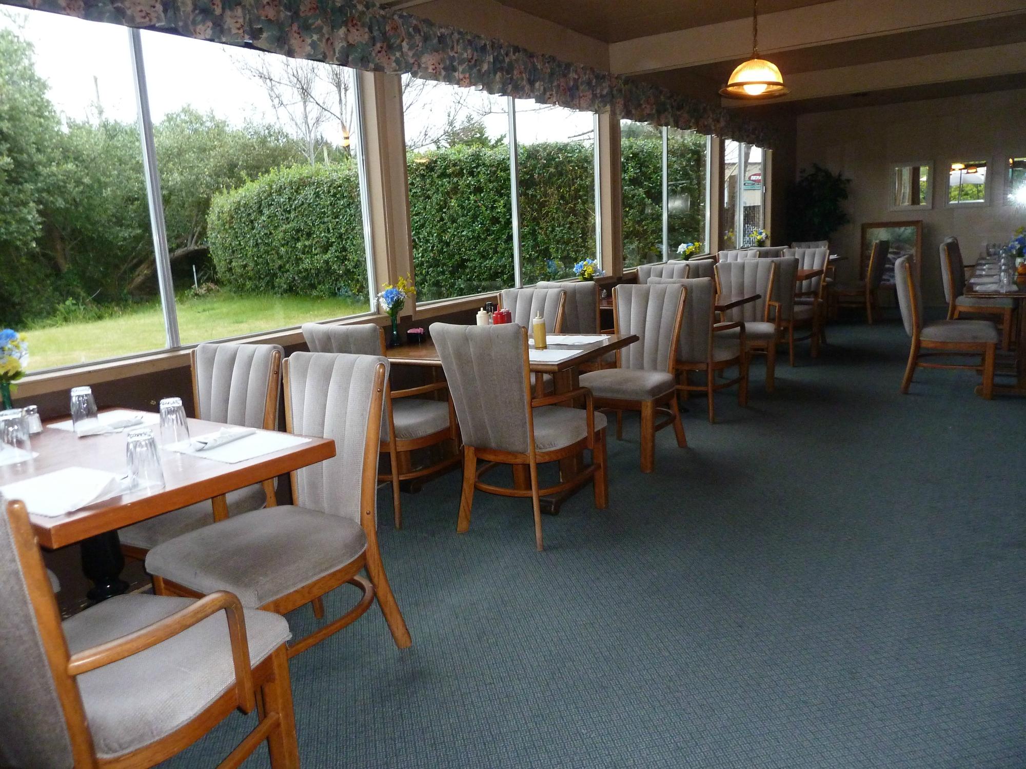 Lakeshore Lodge-餐饮